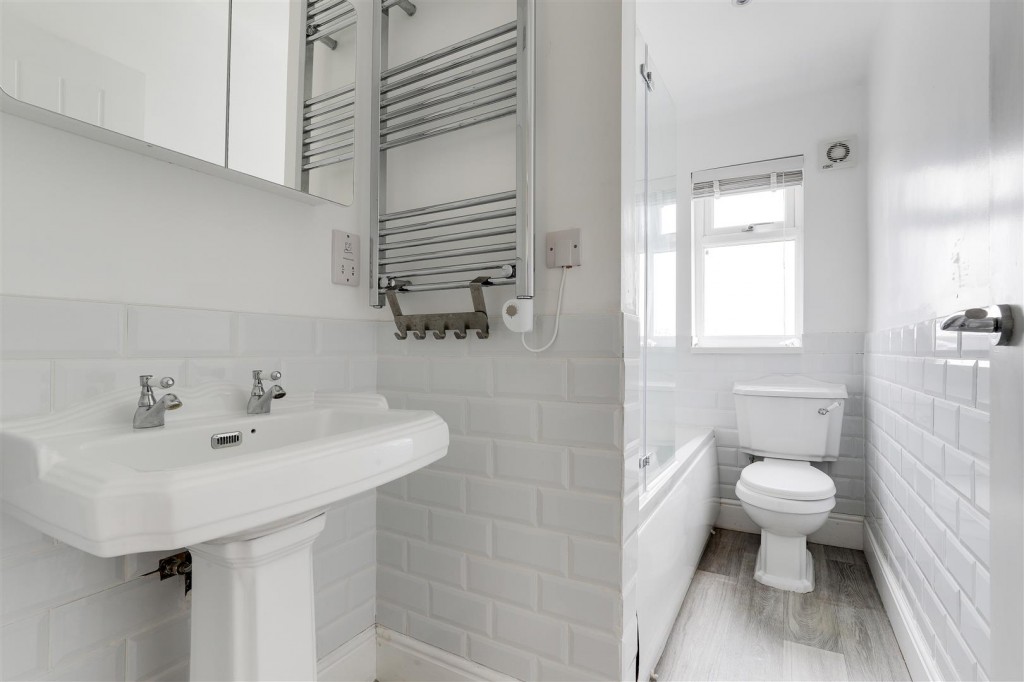 Camelot Street, Ruddington, Nottinghamshire, NG11 6AN