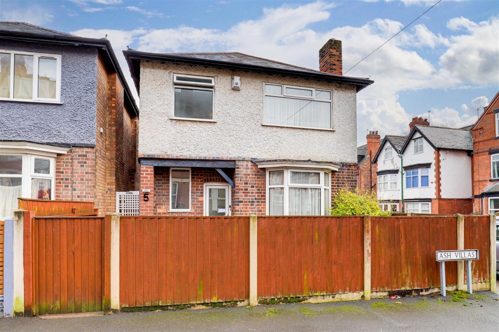 Ash Villas, Carrington, Nottinghamshire, NG5 1BN