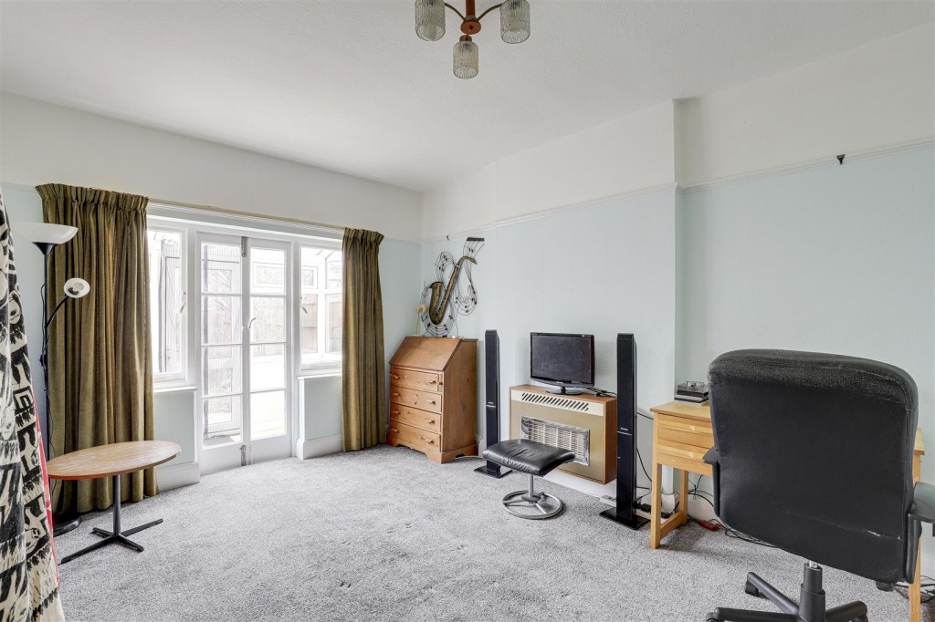 Ash Villas, Carrington, Nottinghamshire, NG5 1BN
