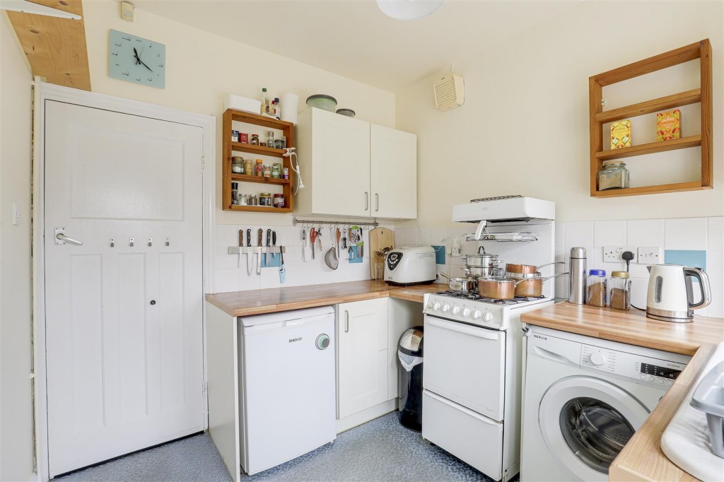 Ash Villas, Carrington, Nottinghamshire, NG5 1BN