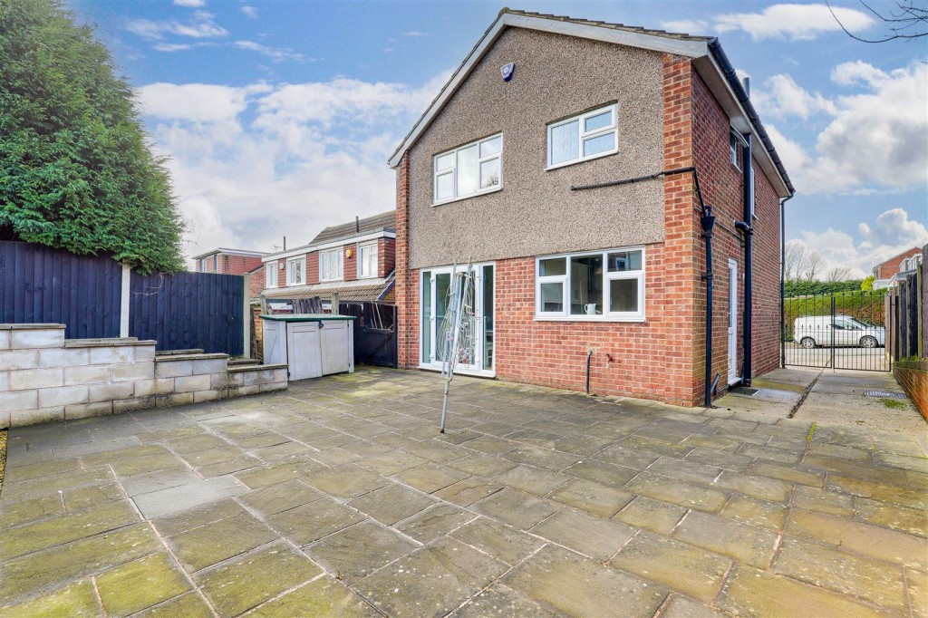 Ramsey Drive, Arnold, Nottinghamshire, NG5 6QQ