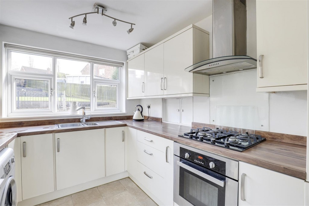 Ramsey Drive, Arnold, Nottinghamshire, NG5 6QQ