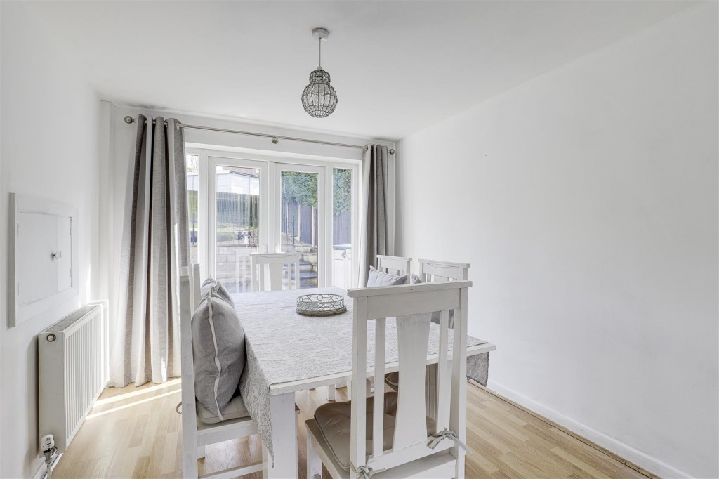 Ramsey Drive, Arnold, Nottinghamshire, NG5 6QQ