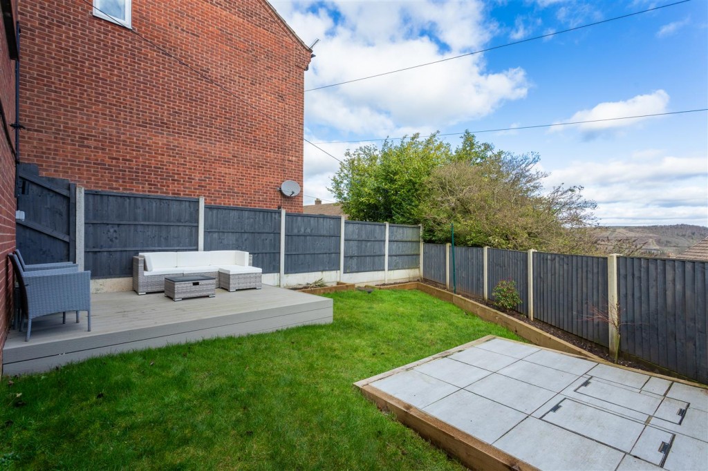 Redcar Close, Gedling, Nottinghamshire, NG4 4EW