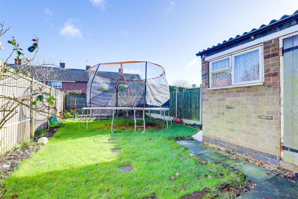 Bostock Lane, Long Eaton, Derbyshire, NG10 4EH