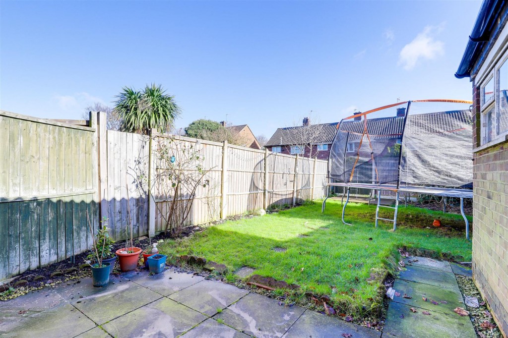 Bostock Lane, Long Eaton, Derbyshire, NG10 4EH