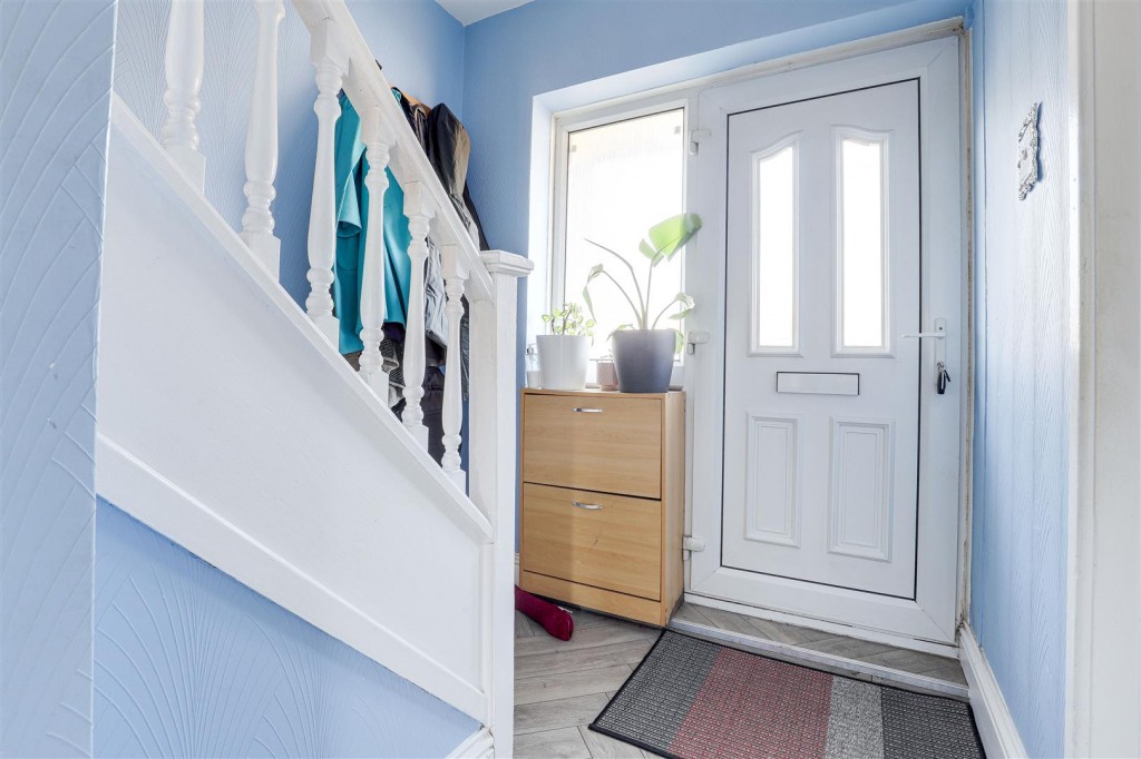 Bostock Lane, Long Eaton, Derbyshire, NG10 4EH