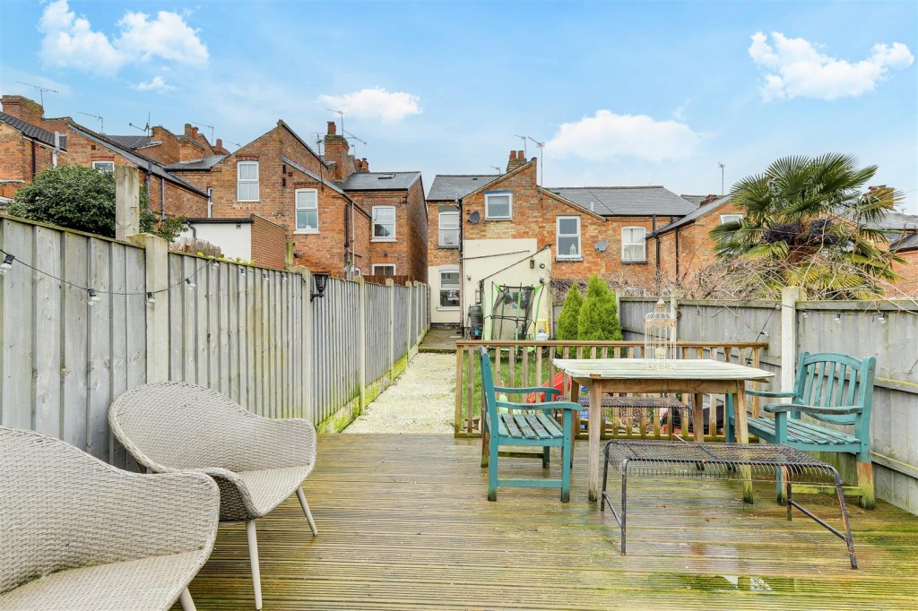 Marhill Road, Carlton, Nottinghamshire, NG4 3AJ