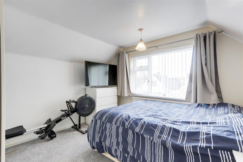 Wykes Avenue, Gedling, Nottinghamshire, NG4 4DF