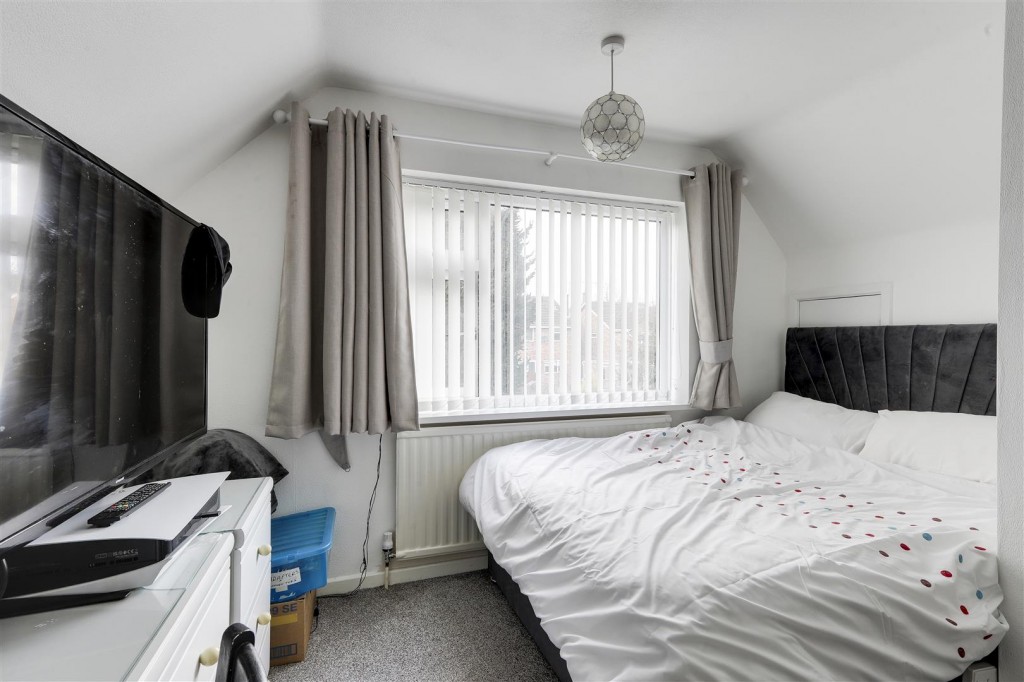 Wykes Avenue, Gedling, Nottinghamshire, NG4 4DF