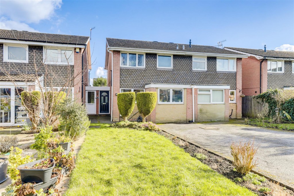 Cinderhill Road, Cinderhill, Nottinghamshire, NG6 8SE
