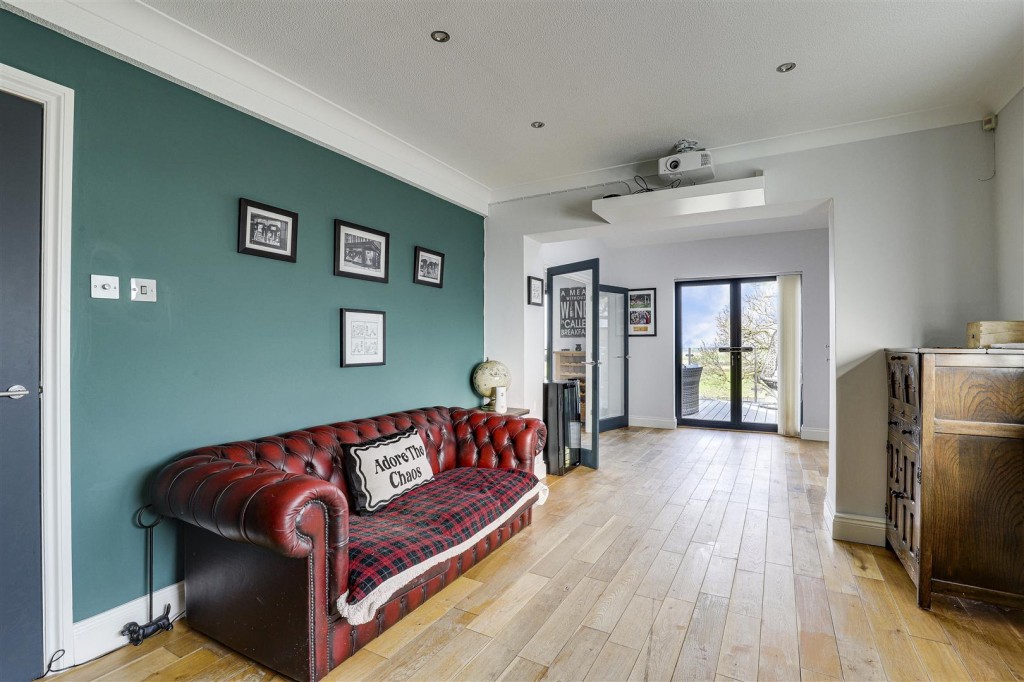 Medina Drive, Tollerton, Nottinghamshire, NG12 4EP