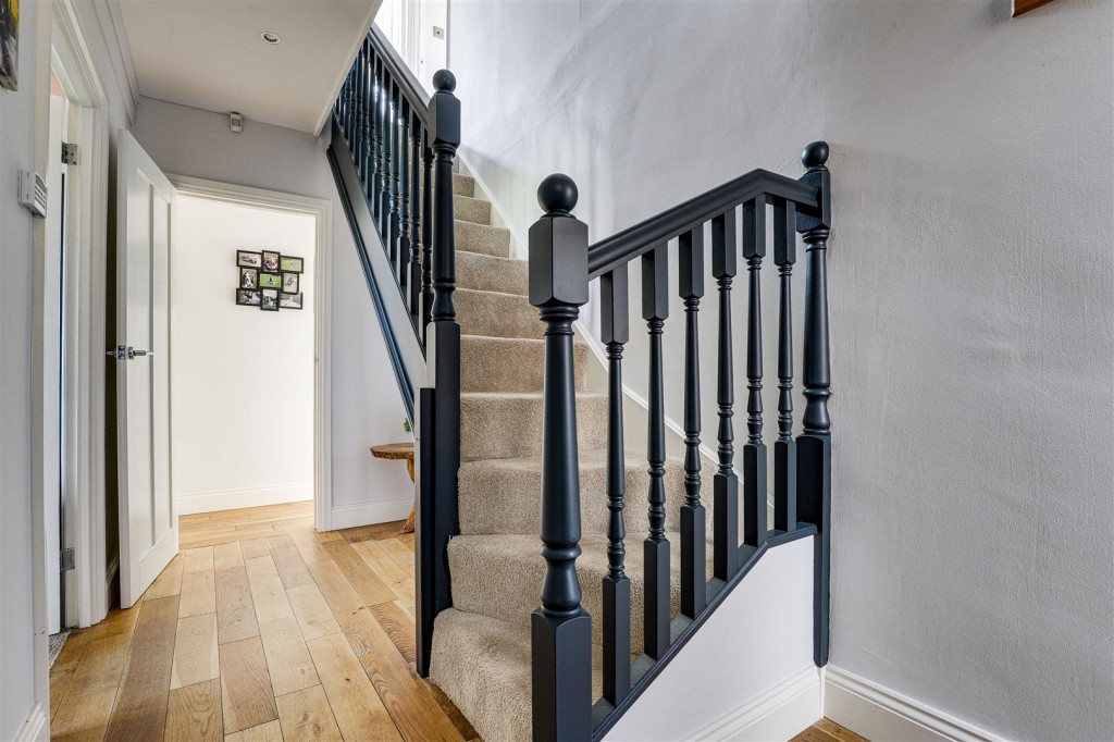 Medina Drive, Tollerton, Nottinghamshire, NG12 4EP