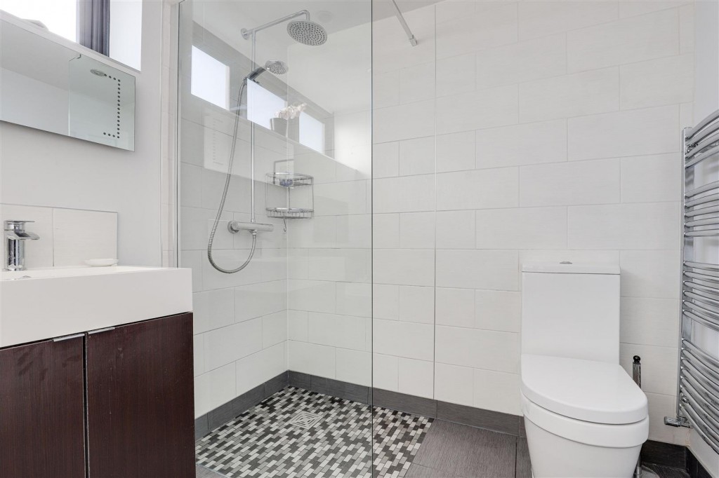 Medina Drive, Tollerton, Nottinghamshire, NG12 4EP
