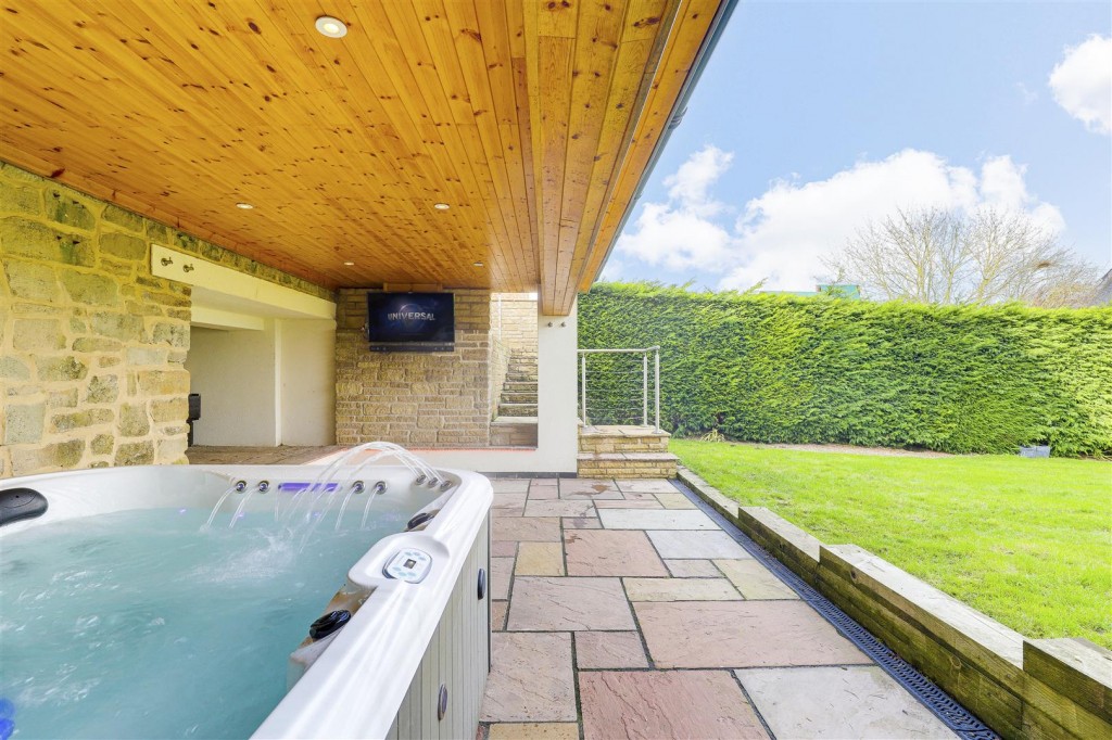Medina Drive, Tollerton, Nottinghamshire, NG12 4EP