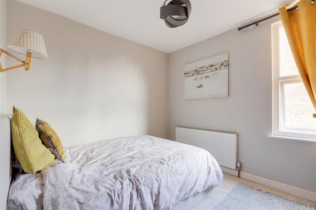 Wilford Crescent East, The Meadows, Nottinghamshire, NG2 2ED