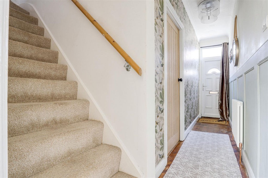 Wilford Crescent East, The Meadows, Nottinghamshire, NG2 2ED