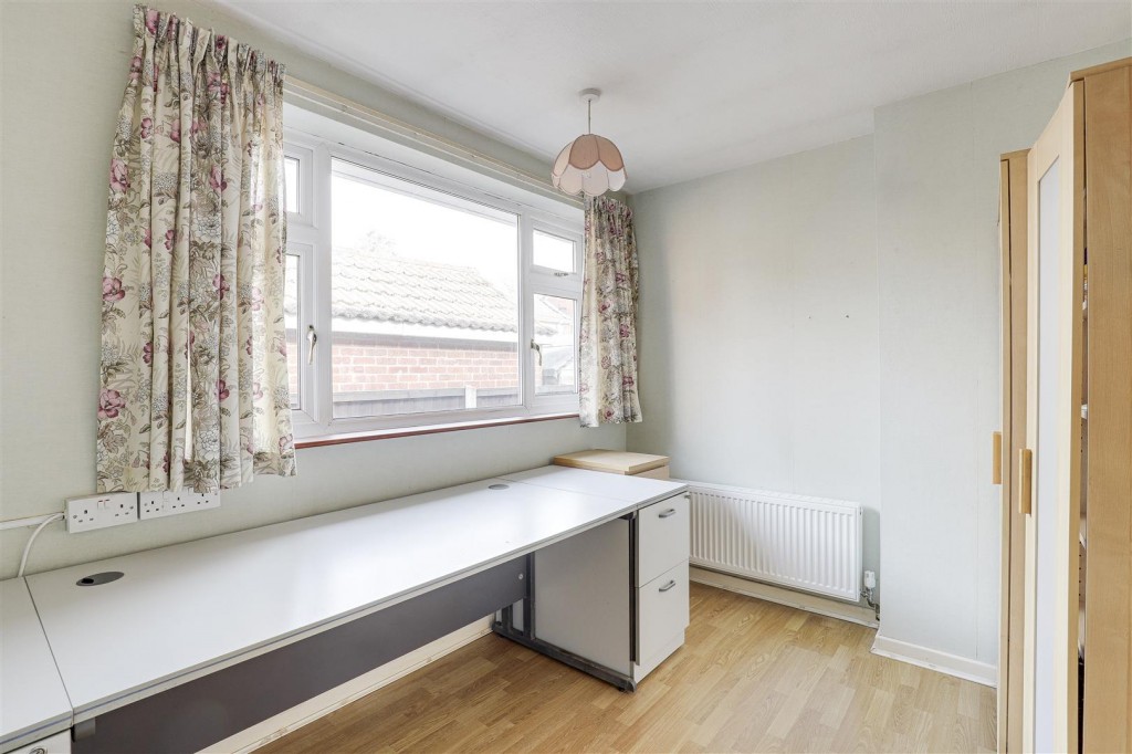 Langbank Avenue, Rise Park, Nottinghamshire, NG5 5BU