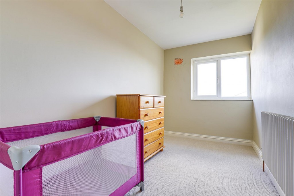 Besecar Avenue, Gedling, Nottinghamshire, NG4 4EN