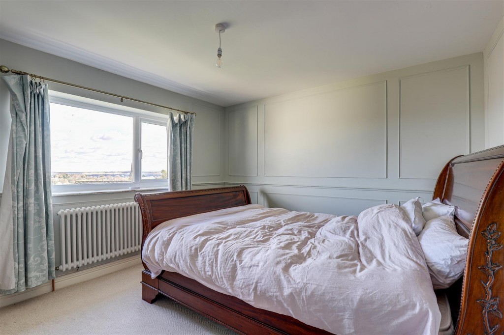 Besecar Avenue, Gedling, Nottinghamshire, NG4 4EN