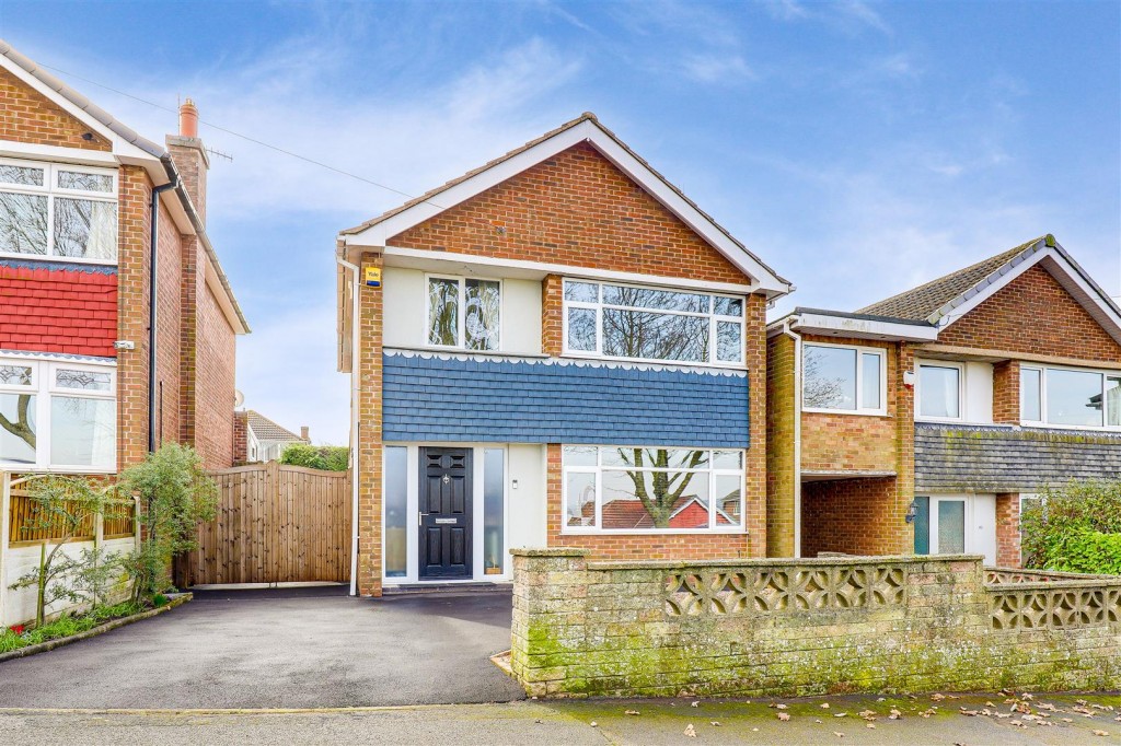 Brownlow Drive, Rise Park, Nottinghamshire, NG5 5BD