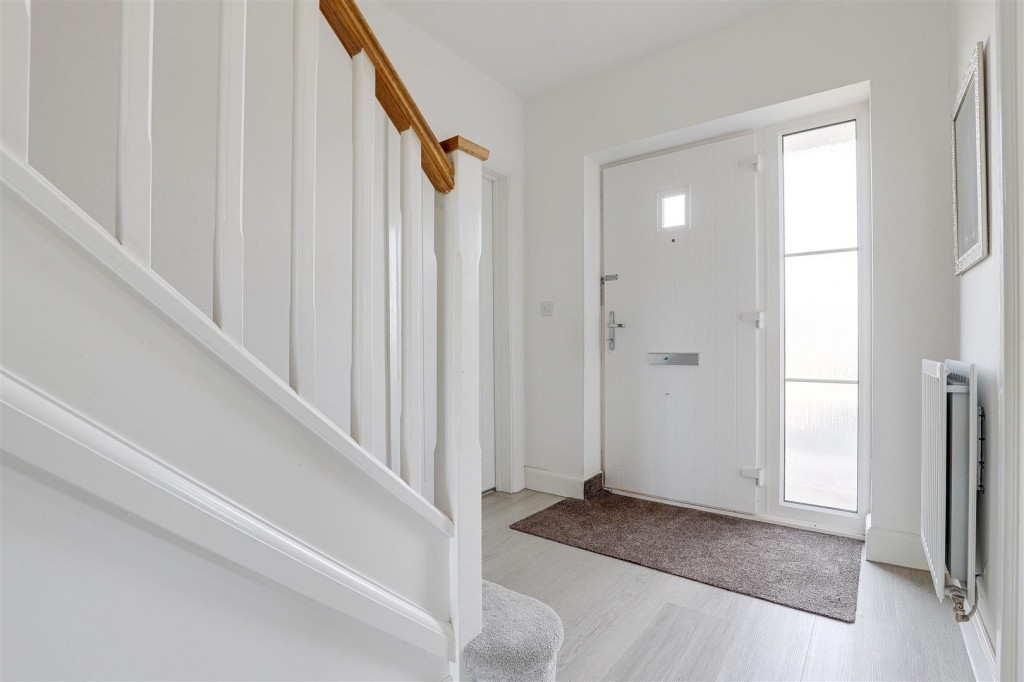 Josephine Grove, Edwalton, Nottinghamshire, NG12 4LL