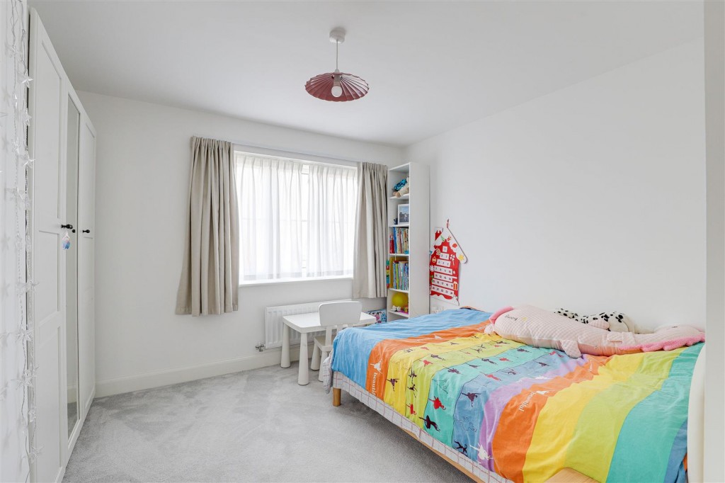 Josephine Grove, Edwalton, Nottinghamshire, NG12 4LL