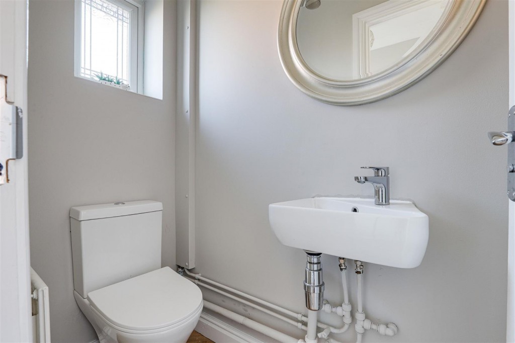 Redwood, West Bridgford, Nottinghamshire, NG2 7UL