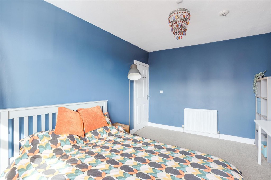 Kingrove Avenue, Beeston, Nottinghamshire, NG9 4DQ