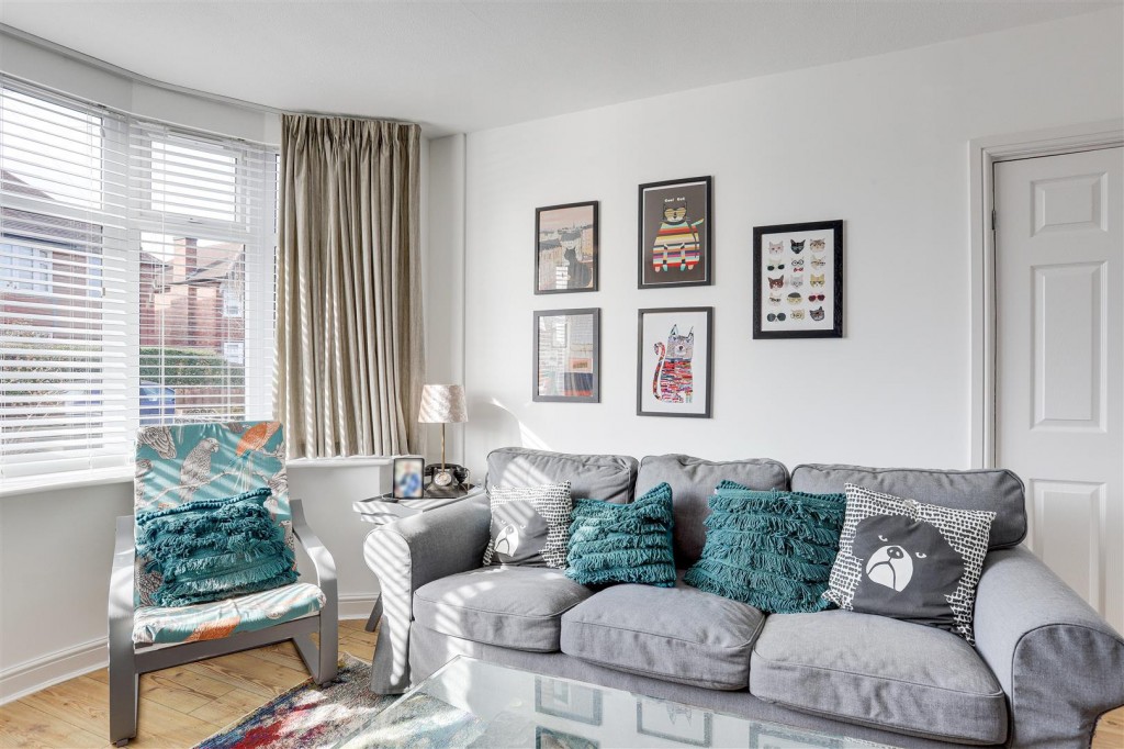 Kingrove Avenue, Beeston, Nottinghamshire, NG9 4DQ