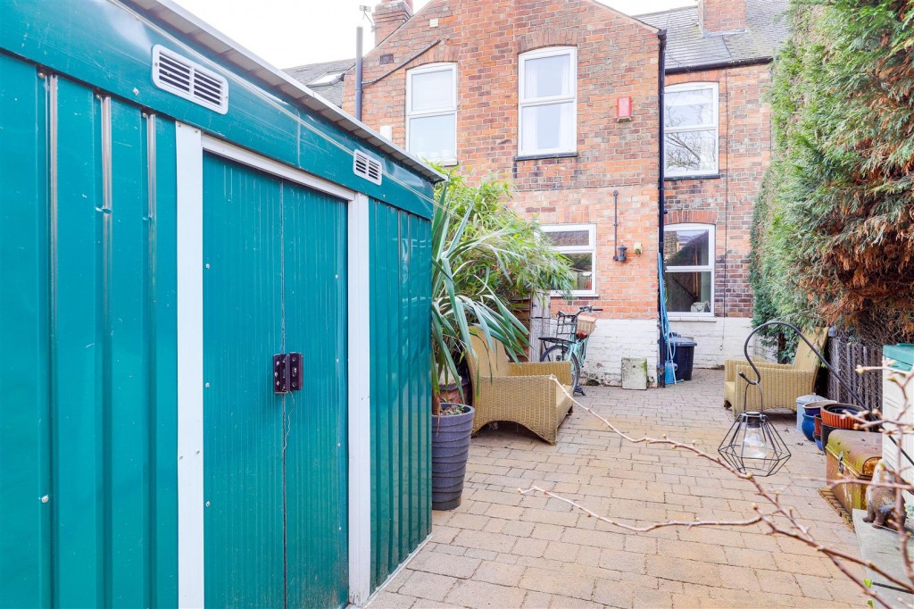 Highfield Grove, West Bridgford, Nottinghamshire, NG2 6DW