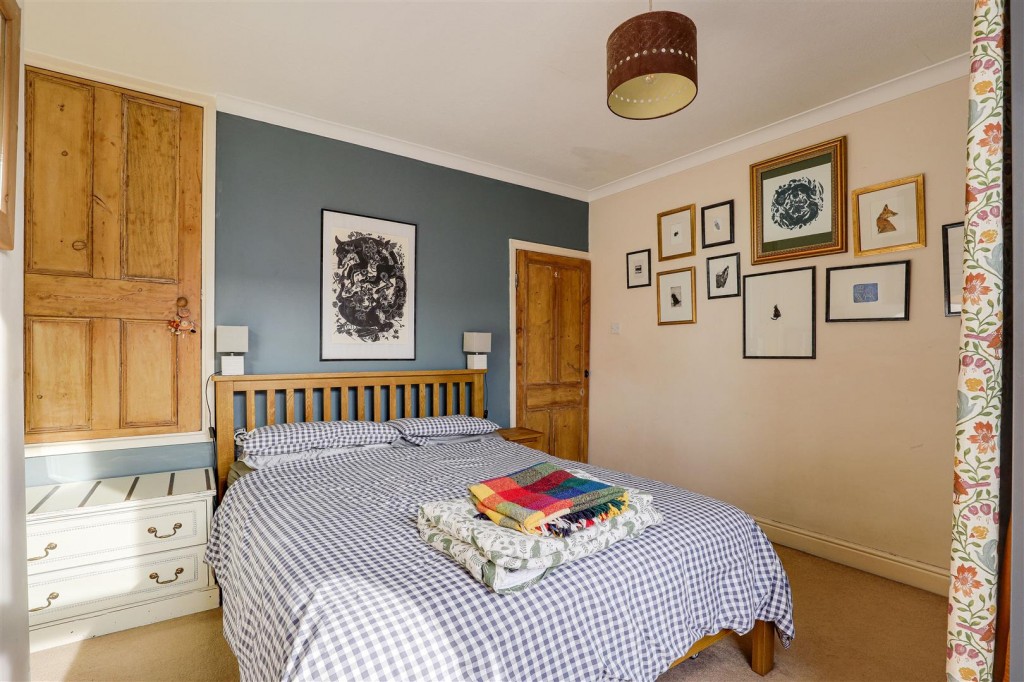 Highfield Grove, West Bridgford, Nottinghamshire, NG2 6DW