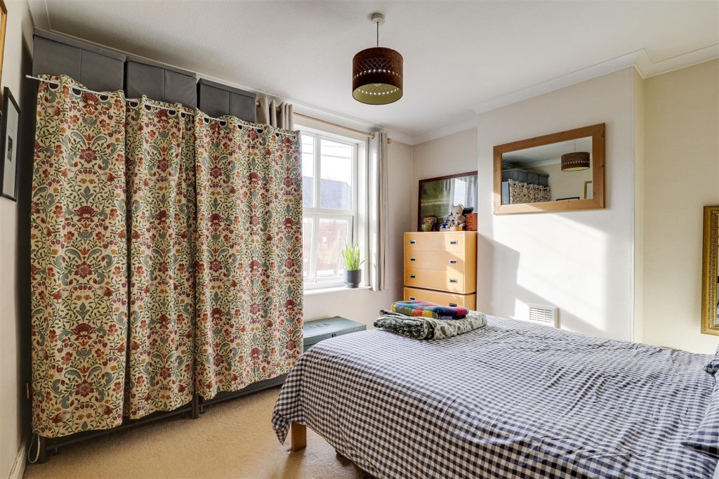 Highfield Grove, West Bridgford, Nottinghamshire, NG2 6DW