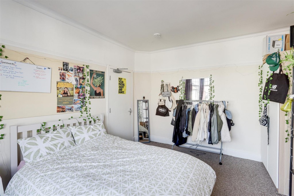 Balmoral Avenue, West Bridgford, Nottinghamshire, NG2 7QU