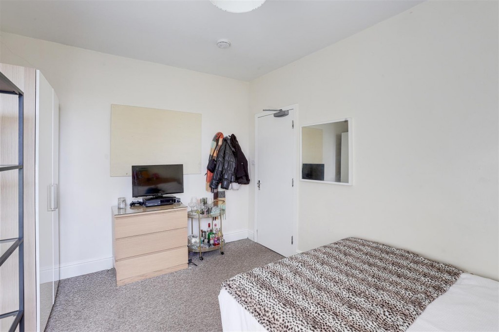 Balmoral Avenue, West Bridgford, Nottinghamshire, NG2 7QU