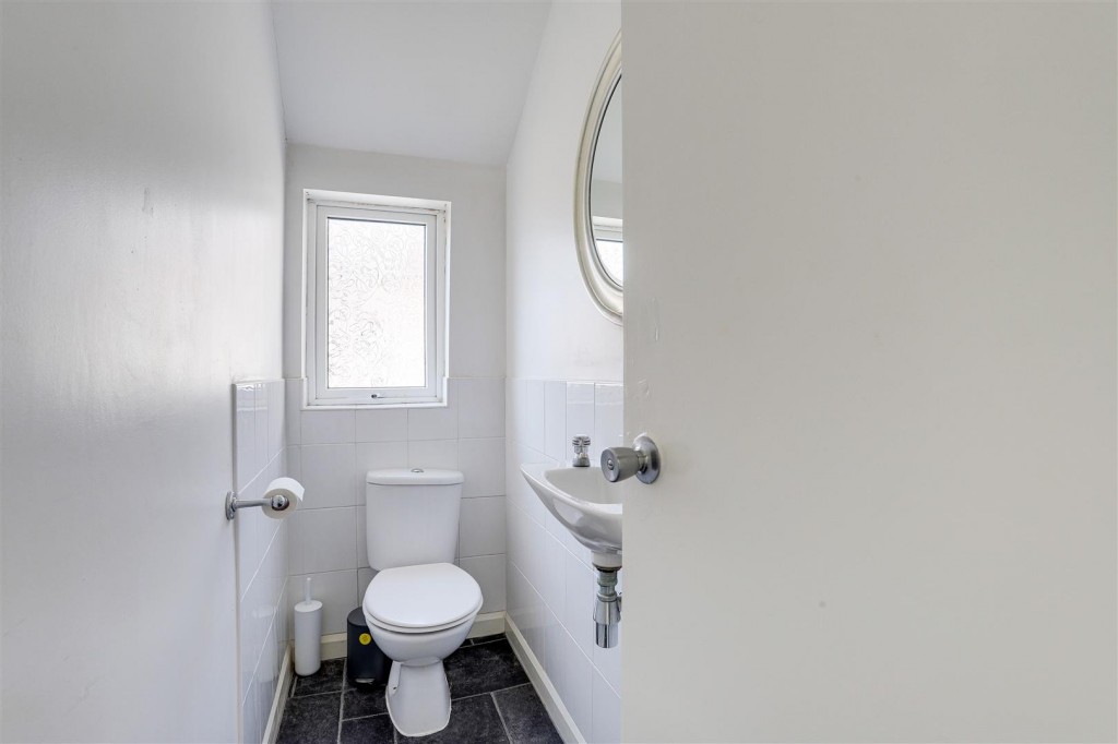 Balmoral Avenue, West Bridgford, Nottinghamshire, NG2 7QU