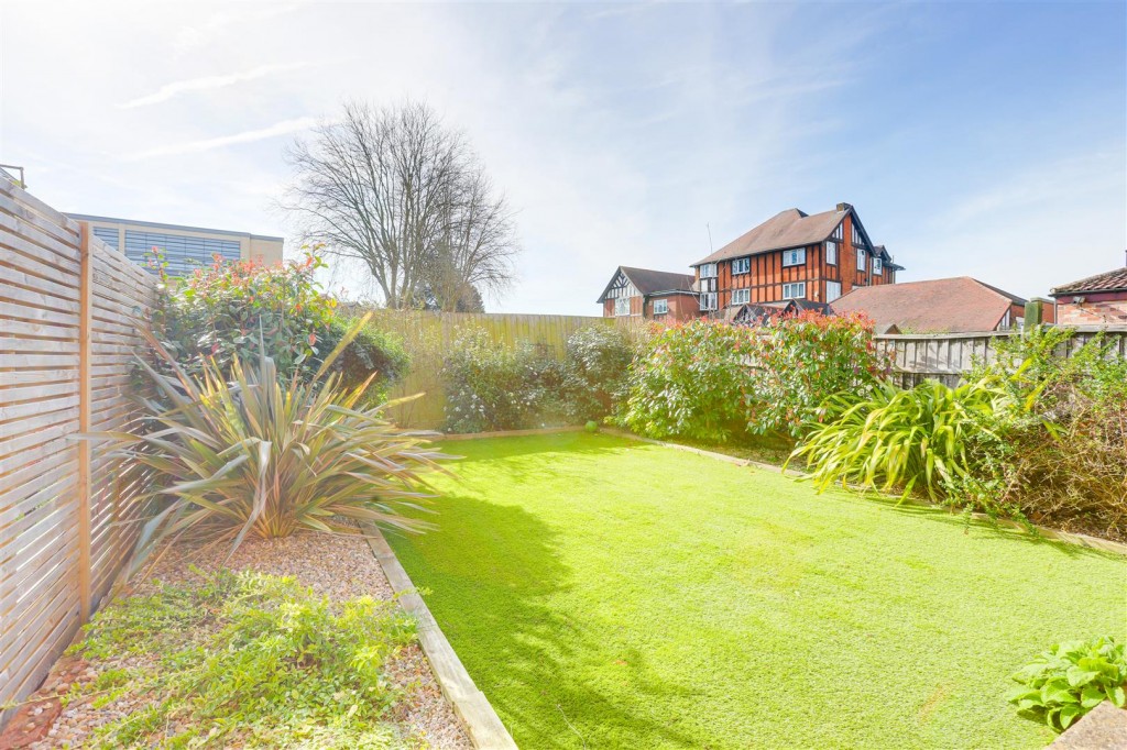 Balmoral Avenue, West Bridgford, Nottinghamshire, NG2 7QU