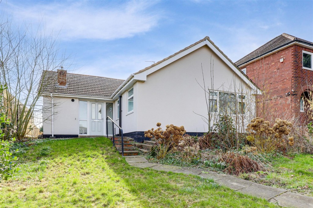 Ladywood Road, Ilkeston, Derbyshire, DE7 4NE