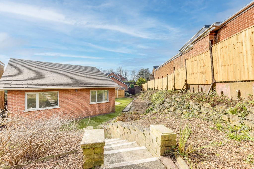 Allwood Gardens, Hucknall, Nottinghamshire, NG15 7RD