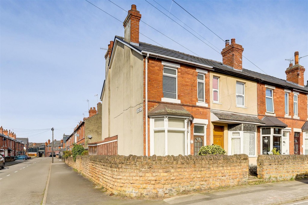 Broomhill Road, Bulwell, Nottinghamshire,NG6 9GX
