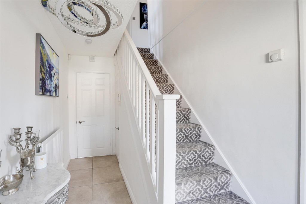 Wychwood Drive, Trowell, Nottinghamshire, NG9 3RB