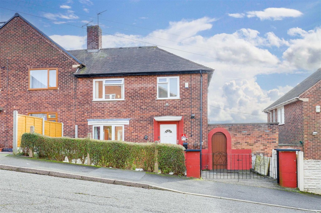 Arnside Road, Bestwood, Nottinghamshire, NG5 5HH