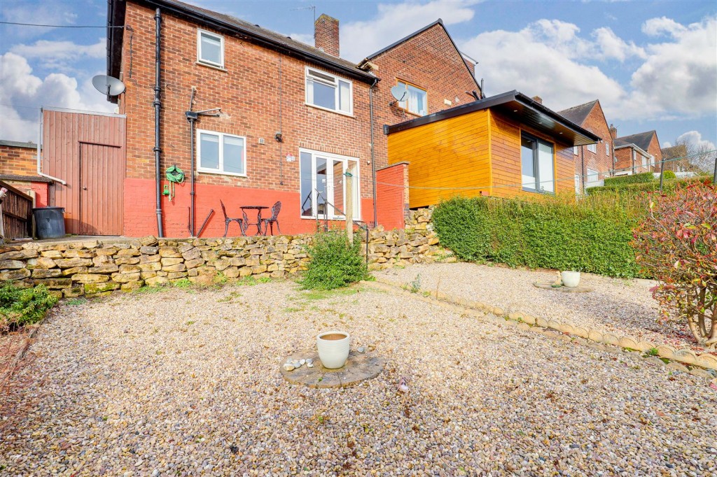Arnside Road, Bestwood, Nottinghamshire, NG5 5HH