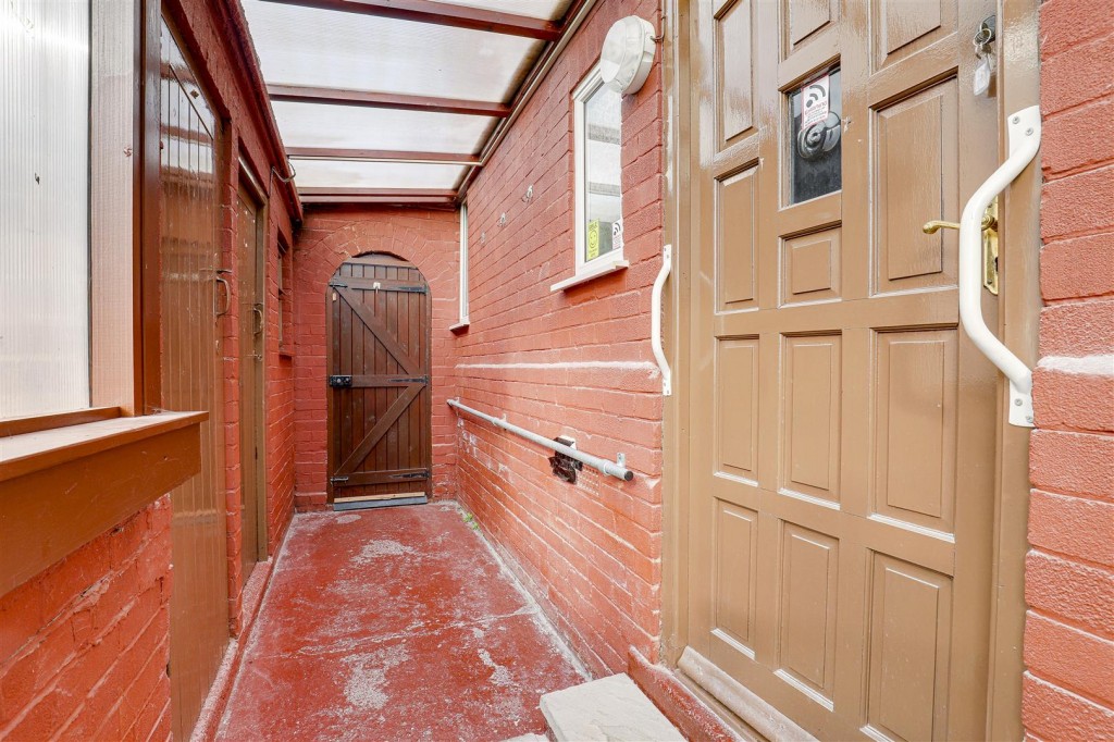 Arnside Road, Bestwood, Nottinghamshire, NG5 5HH