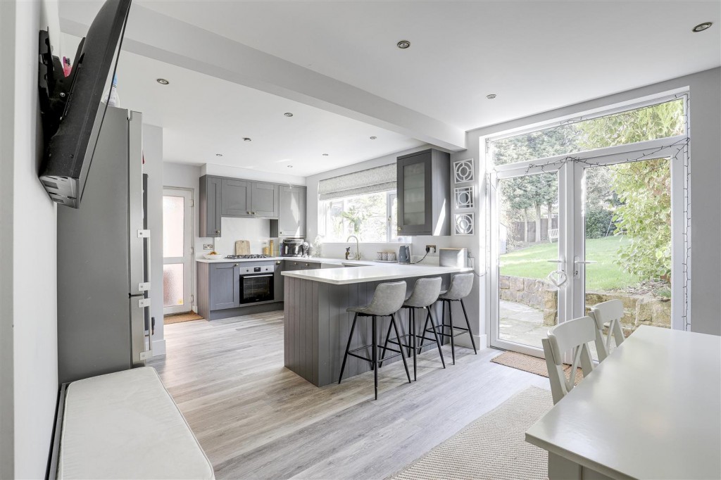 Grouville Drive, Woodthorpe, Nottinghamshire, NG5 4NN