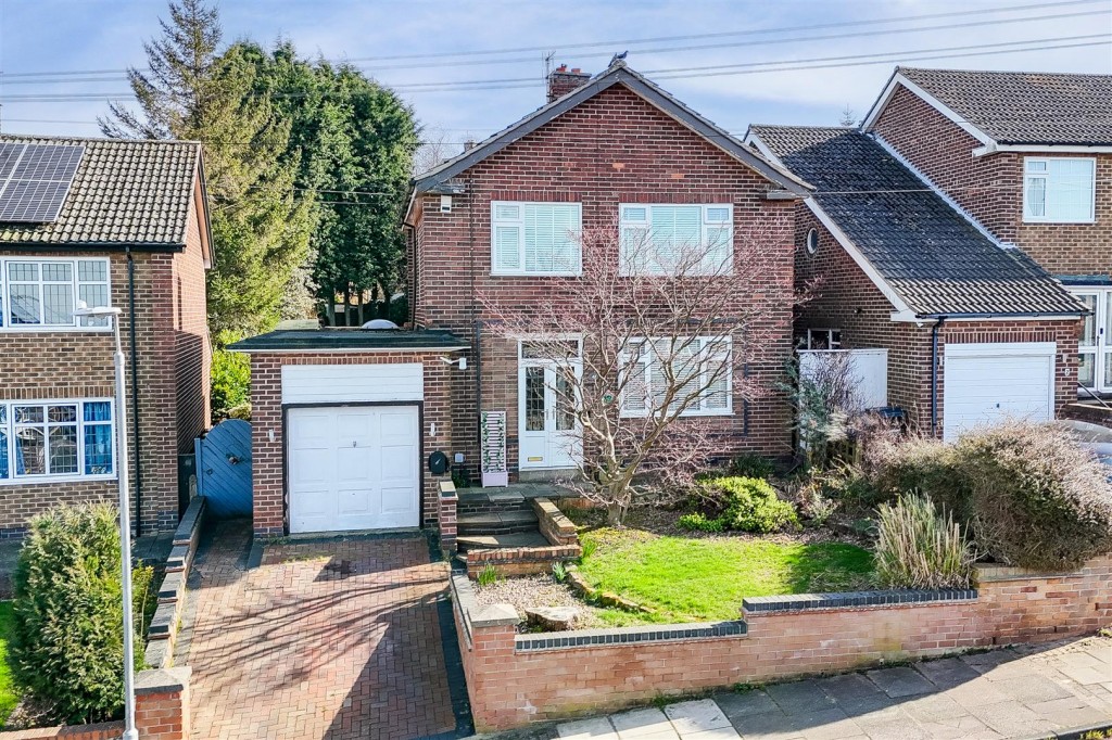 Grouville Drive, Woodthorpe, Nottinghamshire, NG5 4NN