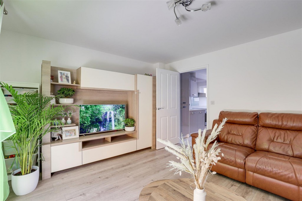 Jersey Gardens, St Anns, Nottinghamshire, NG3 2QP