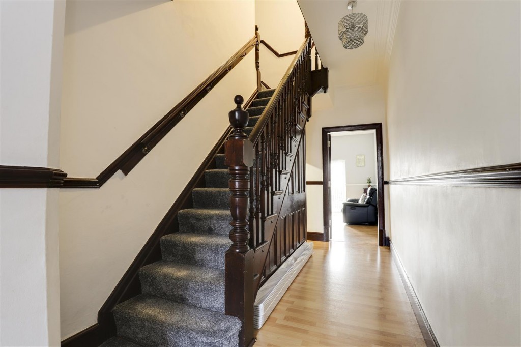 Premier Road, Forest Fields, Nottinghamshire, NG7 6NW