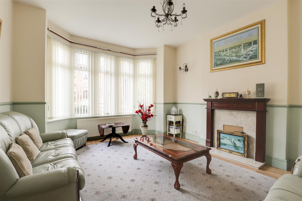 Premier Road, Forest Fields, Nottinghamshire, NG7 6NW