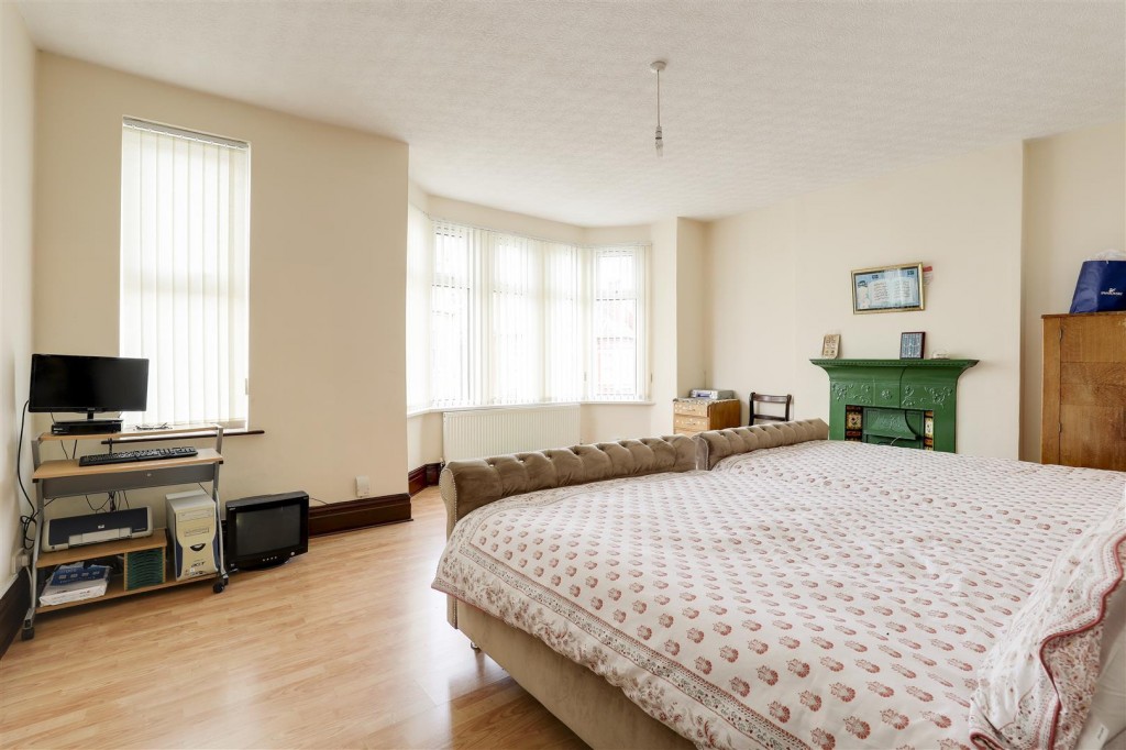 Premier Road, Forest Fields, Nottinghamshire, NG7 6NW